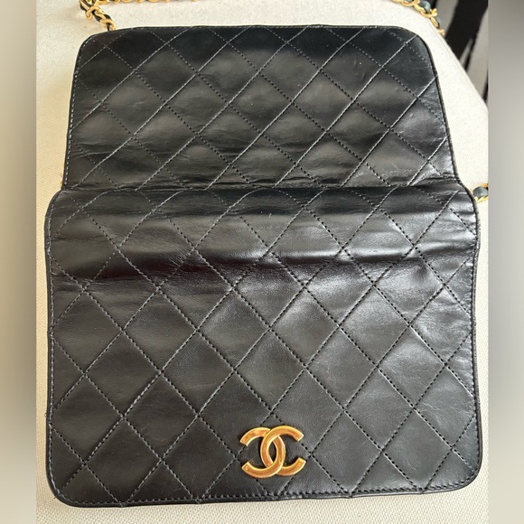CHANEL Black Lambskin Full Flap Shoulder Bag - Picture 12 of 17